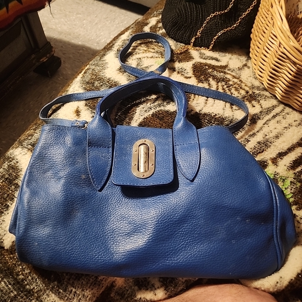 Vera Pelle Shoulder Bag  8x14